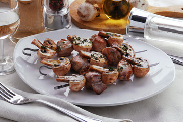 Spiedini di coniglio e champignon - Ricetta della Lombardia