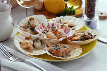 Capesante e champignon - Secondi di pesce - Toscana