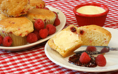Raspberry Muffins and Raspberries