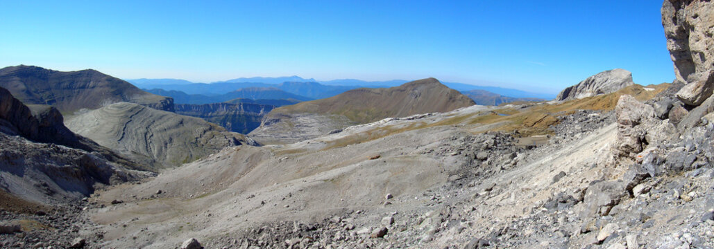 Panorama depuis la Br&ecirc;che de Roland