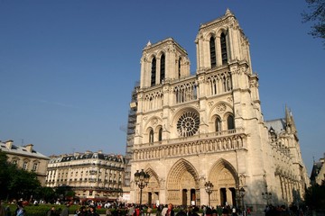Fototapeta na wymiar Notre-Dame