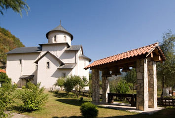 Fototapeta na wymiar Moracha - the orthodox monastery
