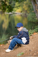 Naklejka na ściany i meble 6 lat chłopiec fisher