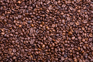 Fläche aus vielen Kaffeebohnen