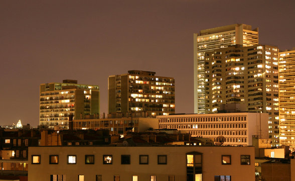 Fototapeta immeubles parisiens de nuit