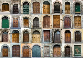 Deurstickers Toscane Collectie vintage verouderde elegante toscaanse deur