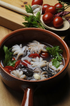 Polipetti affogati - Secondi di pesce - Ricetta della Campania