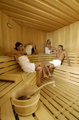 gruppo in sauna