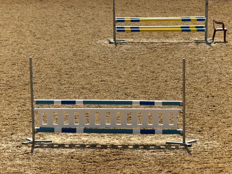 Hindernisse beim Springreiten