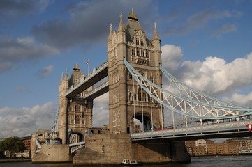 Obraz na płótnie Canvas England, London, Tower Bridge
