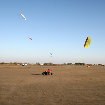 Kite buggy &agrave; Beauduc Plage