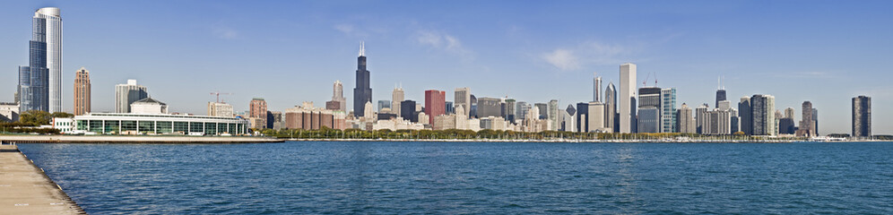 Fototapeta na wymiar XXXL panorama of downtown Chicago