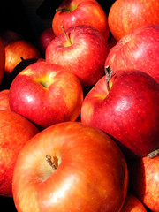 Red apples
