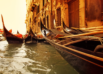 Traditionelle Gondelfahrt in Venedig