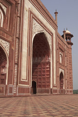 Fototapeta na wymiar Mosque at the Taj Mahal