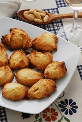 Biscottini miele e mandorle - Dolci - Ricetta della Lombardia