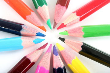 Naklejka premium Color pencils on white background