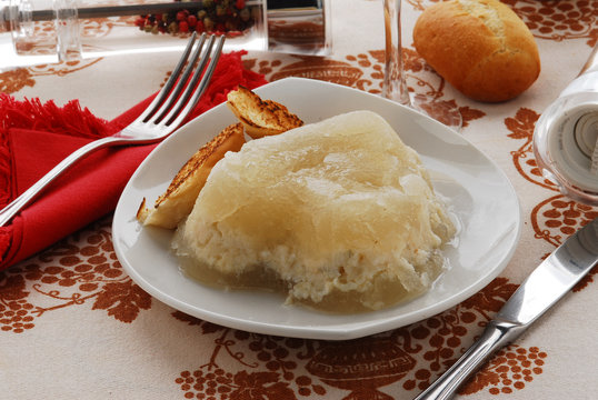Gelatina al cavedano - Antipasti della Lombardia