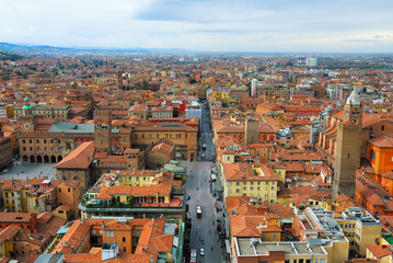 Fototapeta na wymiar Włochy, Bolonia widok z Asinelli wieży.