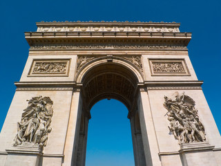 Obraz premium Triumphal Arch, or Champs Elysee war memorial in Paris.