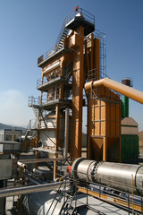 Asphalt mixing plant