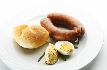 Kransky sausage with bread and eggs