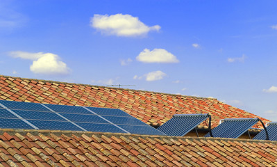 Photovoltaic rooftop solar and thermal panels