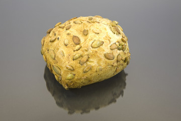 Körnerbrötchen gespiegelt