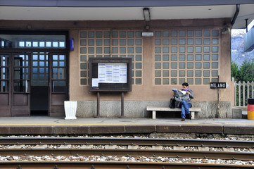 Alla stazione ferroviaria