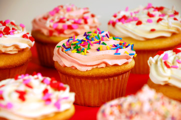Pink and white cupcakes