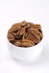 pecans in bowl