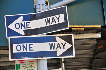 ONE WAY <-> ONE WAY
