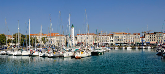 Fototapeta na wymiar Panoramiczny portu La Rochelle