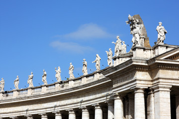 Fototapeta na wymiar St.Peters cathedral colonnade,located in Vatican,Rome,Italy