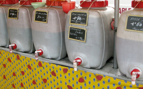 Vin &agrave; la tireuse.