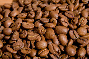 Cup with coffee grain, costing on coffee grain