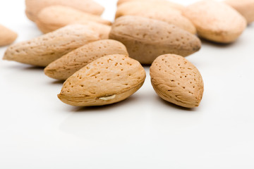 Lose Gruppe von Mandeln