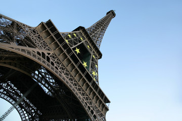 Tour d'Eiffel against the evening sky, Paris
