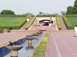 Fotobehang rajghat,new delhi © saps