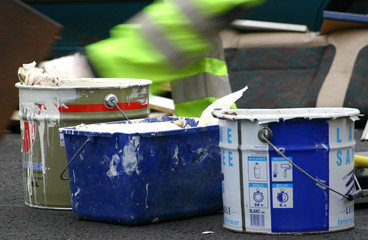 Fototapeta na wymiar zbiórka odpadów niebezpiecznych