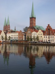 Fototapeta na wymiar Lübeck - Na Untertrave