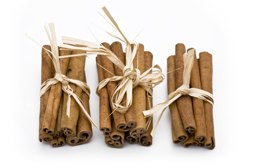Sticks of cinnamon in bunch