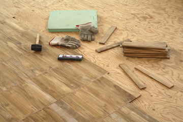 Laying parquet flooring