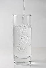 verre; eau; pure; liquide