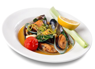 Mussel seafood and vegetable with lemon