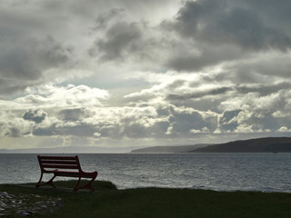 Fototapeta na wymiar Bank am Firth of Clyde