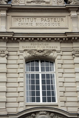 Façade de l'institut Pasteur - Paris