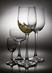 wine splashing