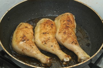 Hähnchenschenkel