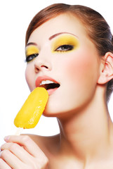 yellow sweet ice-cream